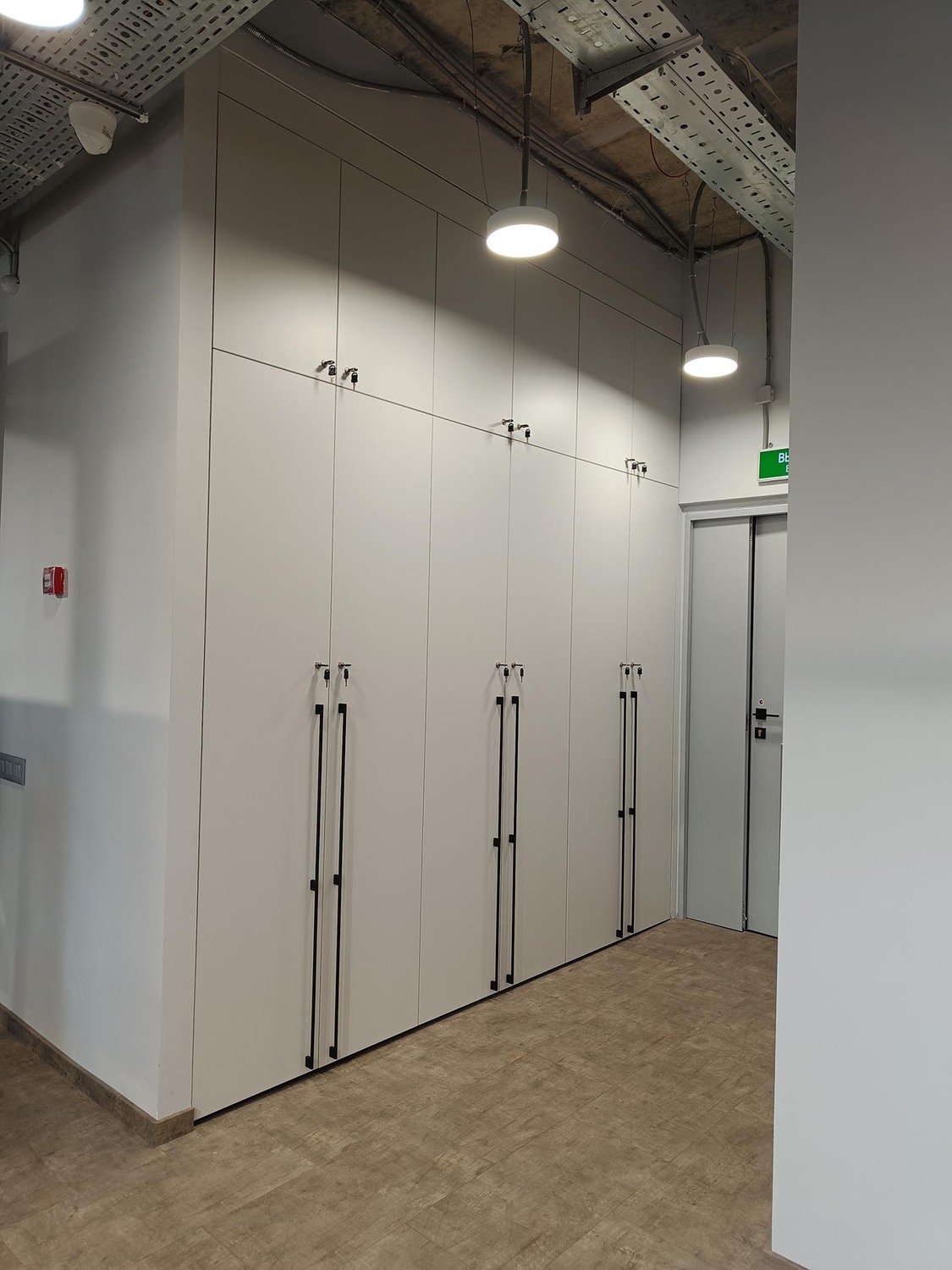 <span style="font-style: italic;">shk_0977</span>