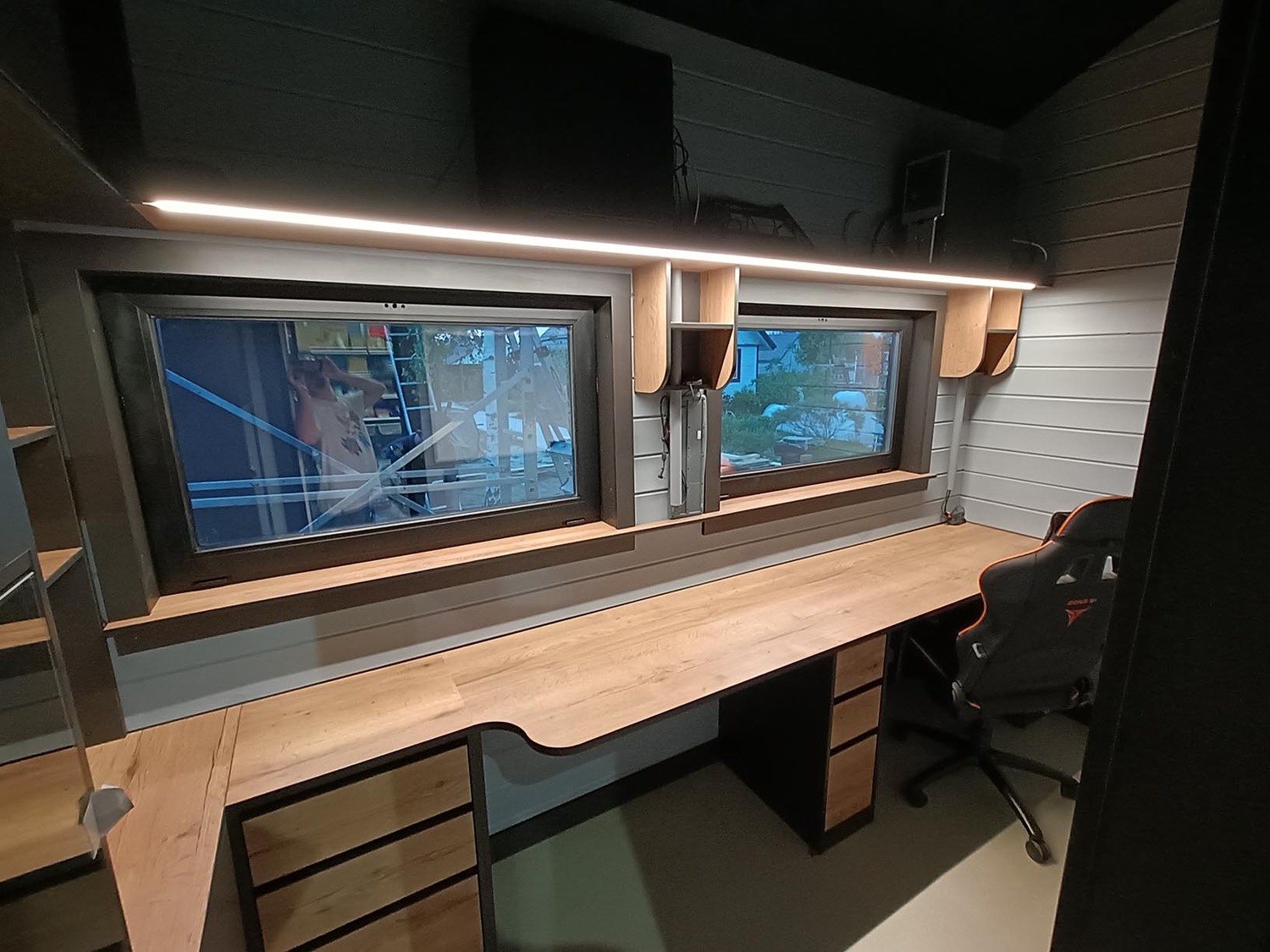 <span style="font-style: italic;">shk_0960_1</span>